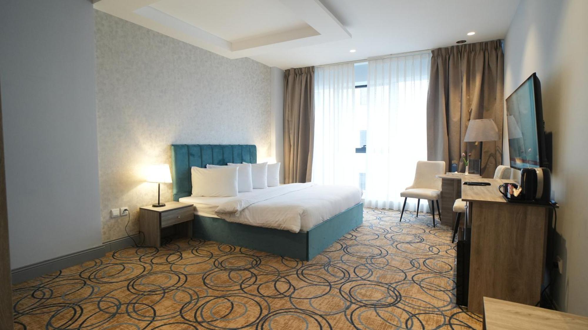 Luxury Palace Hotel Amman Exteriör bild